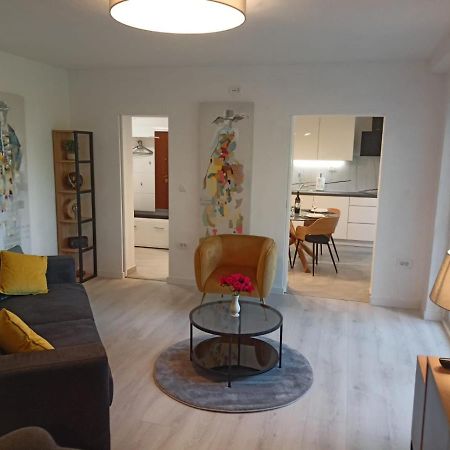 Parkside Oasis Lejlighed Split Eksteriør billede